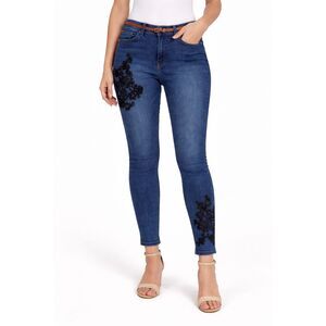 Chico's Perfect Stretch Jeans Size 0.5 (6) Girlfriend Floral Embroidery